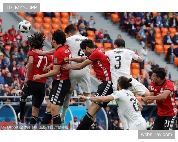 第70分钟,尼斯通过连续20脚传递与无球穿插,突然提速完成破门